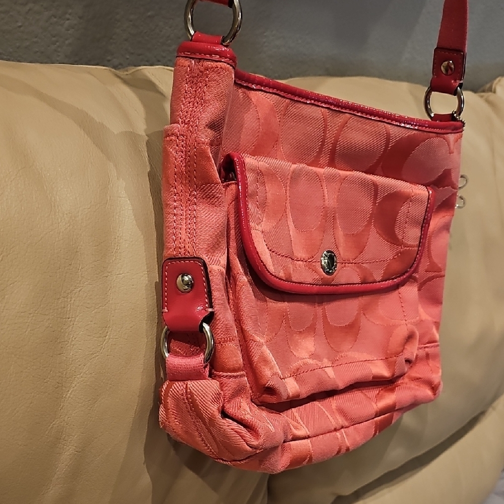 COACH Pink Floral Women Bag Really Fun! - Picture 5 of 13
